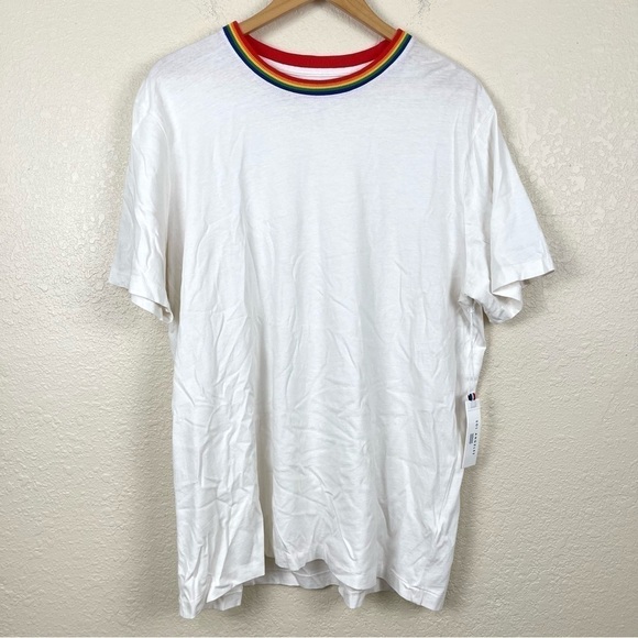 Sol Angeles Other - Sol Angles Rainbow Neckline Short Sleeve Top Size XL Men